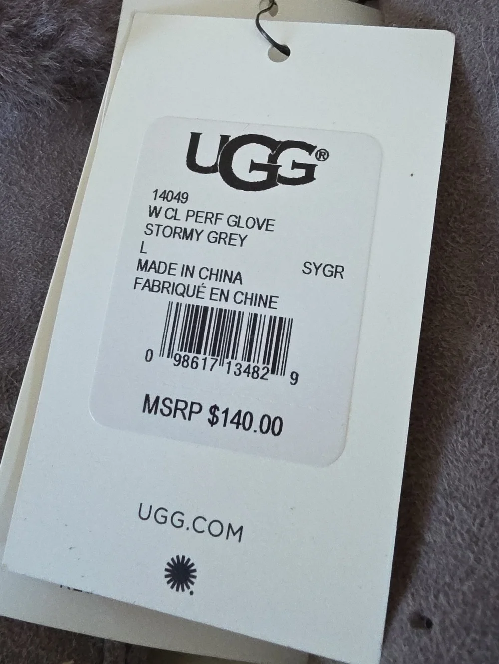 NWT UGG Women's Size L Stormy Grey Classic Perforated Suede Gloves 🩶❄🐑🎁